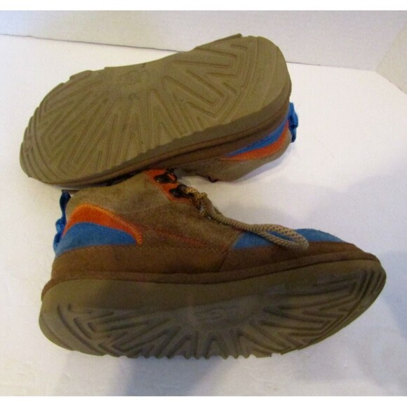 UGG Sneakers Highland Hi Heritage Kids Hi-Top Brown Suede Ankle Boots Size 2 - Picture 11 of 12